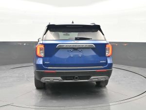 Used 2023 Ford Explorer XLT 4WD — thumbnail 7